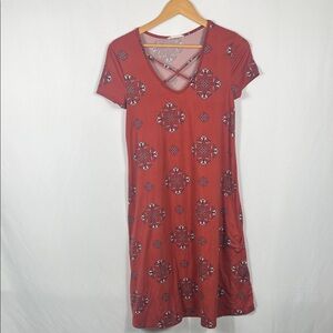 Spirit Hwy brick Red Dress Women’s Small Short Sleeve Criss Cross Pattern V-Neck